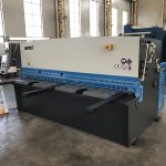 Cisaille guillotine cnc hydraulique en tôle