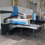MAX-SF-30T a utilisé une poinçonneuse à tourelle cnc